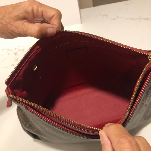 Louis Vuitton Pallas Brown Monogram Canvas Clutch - Picture 10 of 14